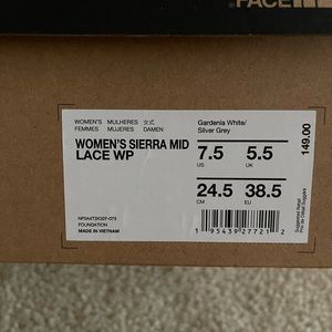 North Face Winter Boots, Never worn